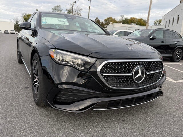 2026 Mercedes Benz E 350 4MATIC Sedan photo 2