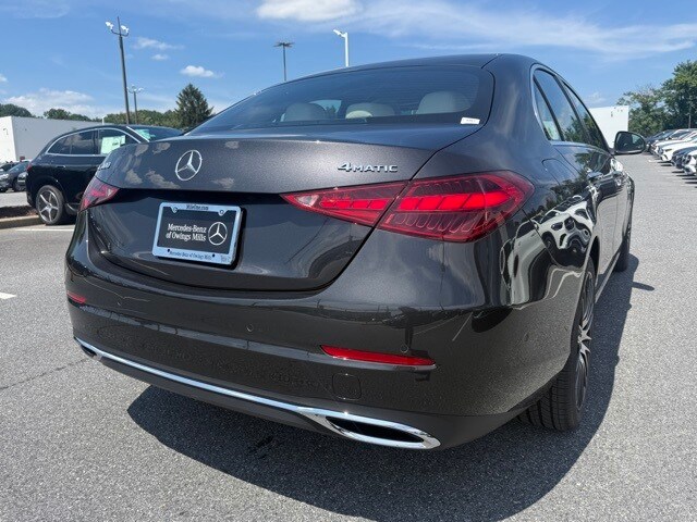 2025 Mercedes Benz C 300 4MATIC photo 3