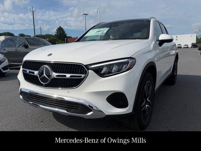 2026 Mercedes-Benz GLC GLC 300 4MATIC's photo