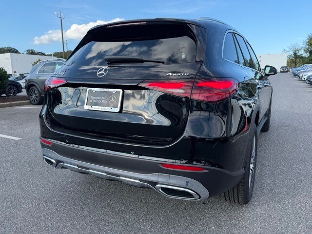 2026 Mercedes Benz GLC 300 4MATIC photo 3