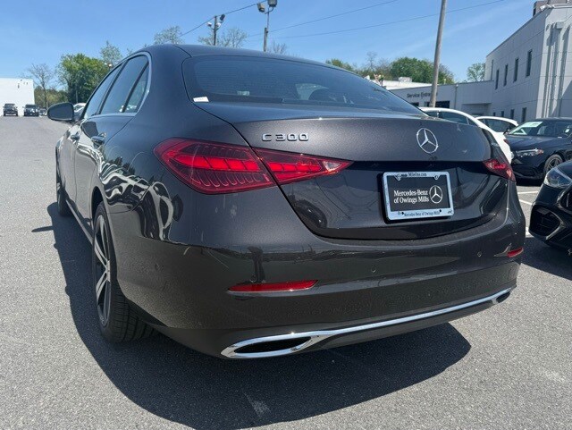 2025 Mercedes Benz C 300 4MATIC Sedan photo 4
