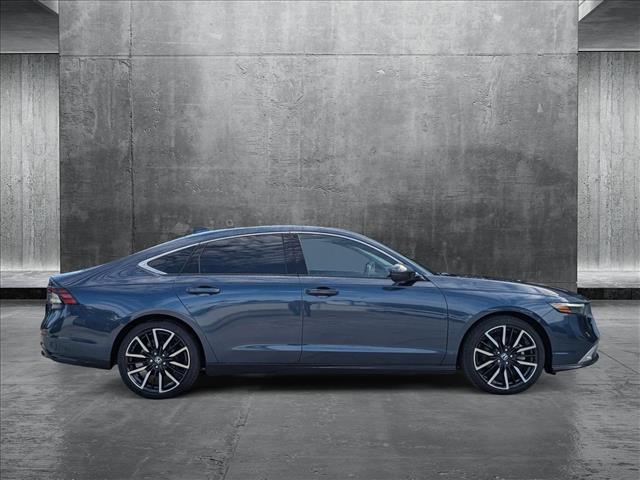 2024 Honda Accord Hybrid Touring photo 4