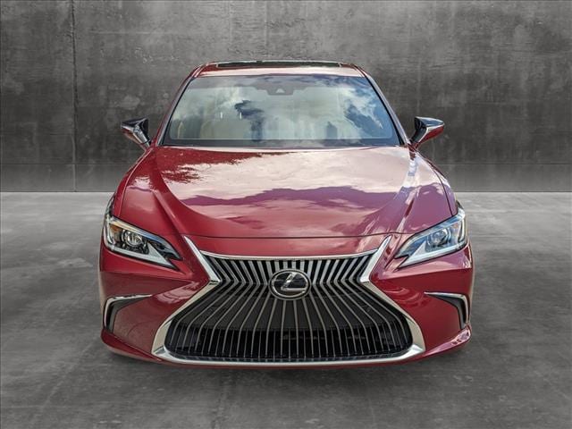 Used 2021 Lexus ES 350 Luxury with VIN 58AEZ1B14MU106901 for sale in Fort Lauderdale, FL