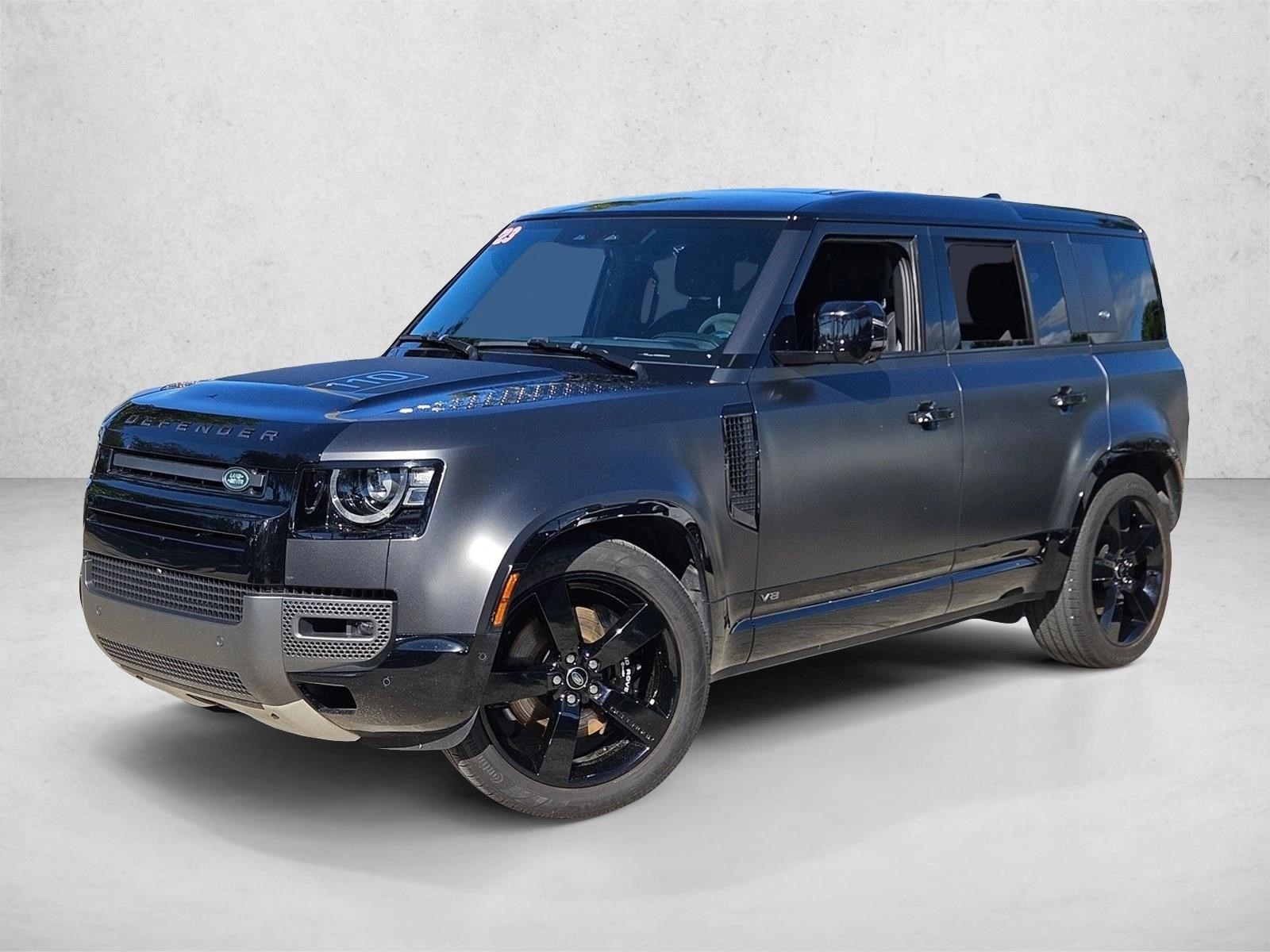 2023 Land Rover Defender Carpathian Edition's photo