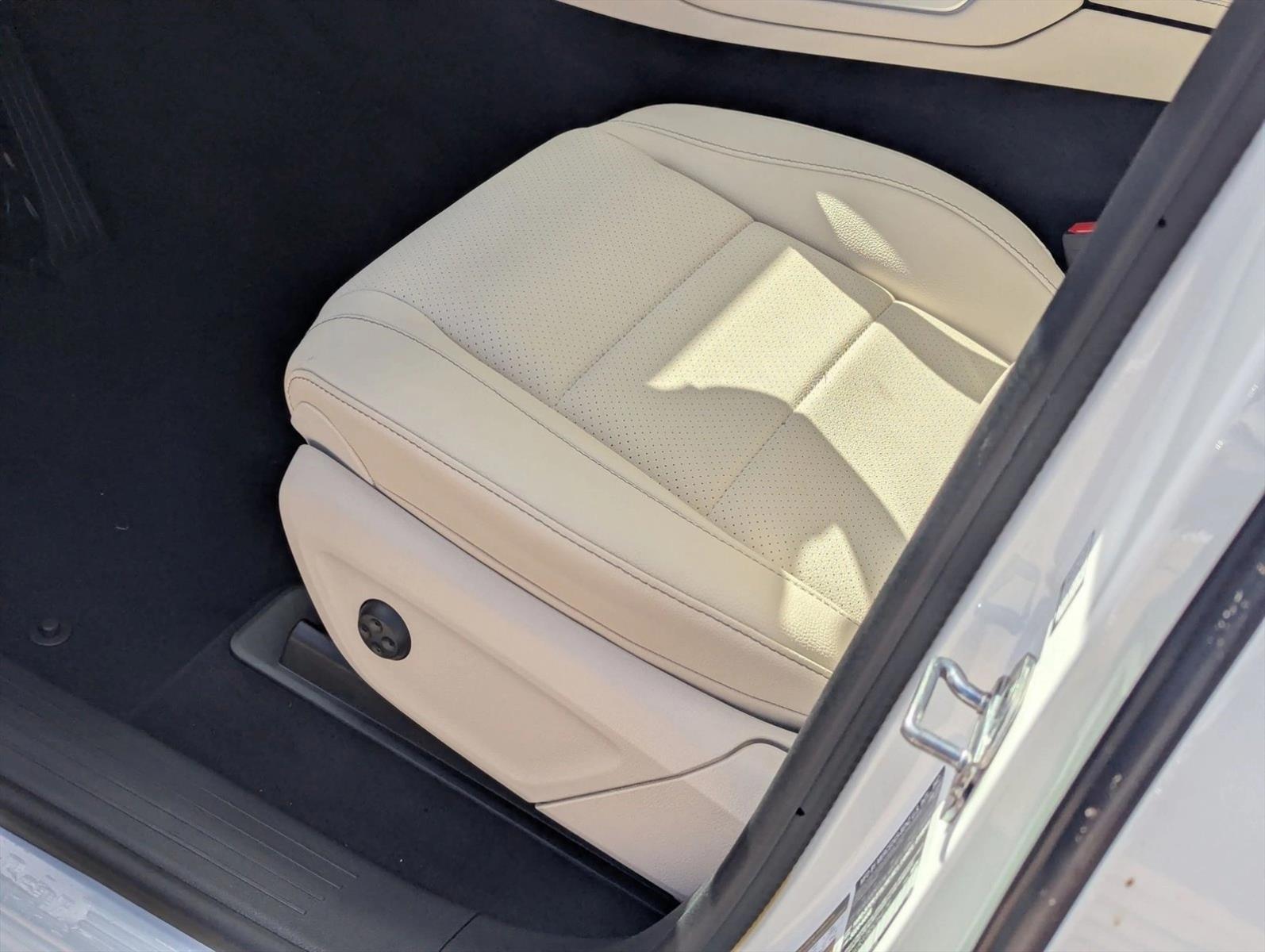 2026 Mercedes Benz GLE 450 4MATIC photo 4