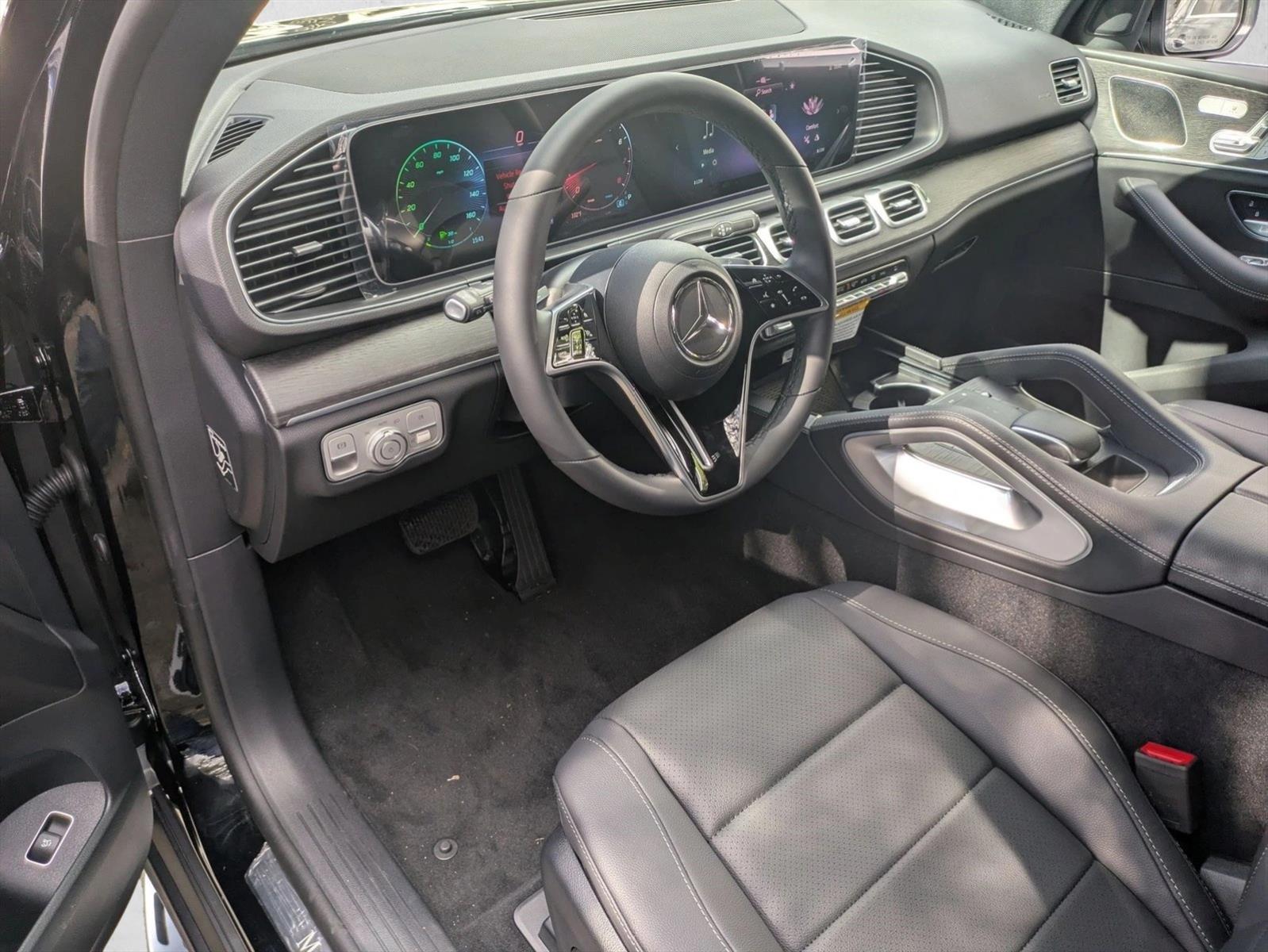 2026 Mercedes Benz GLE 450 4MATIC photo 3