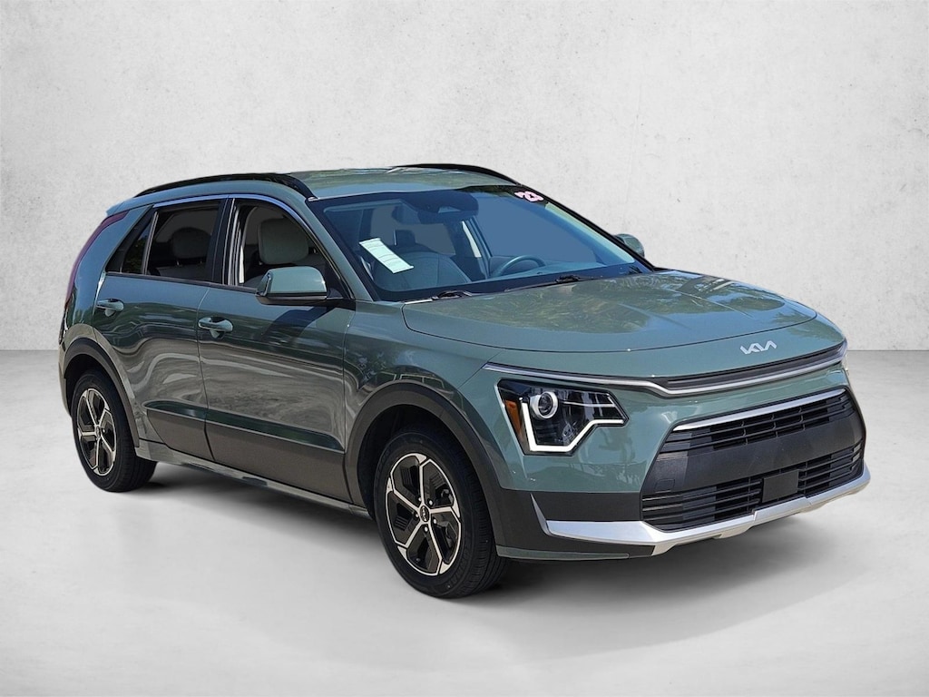 Used 2023 Kia Niro EX SUV