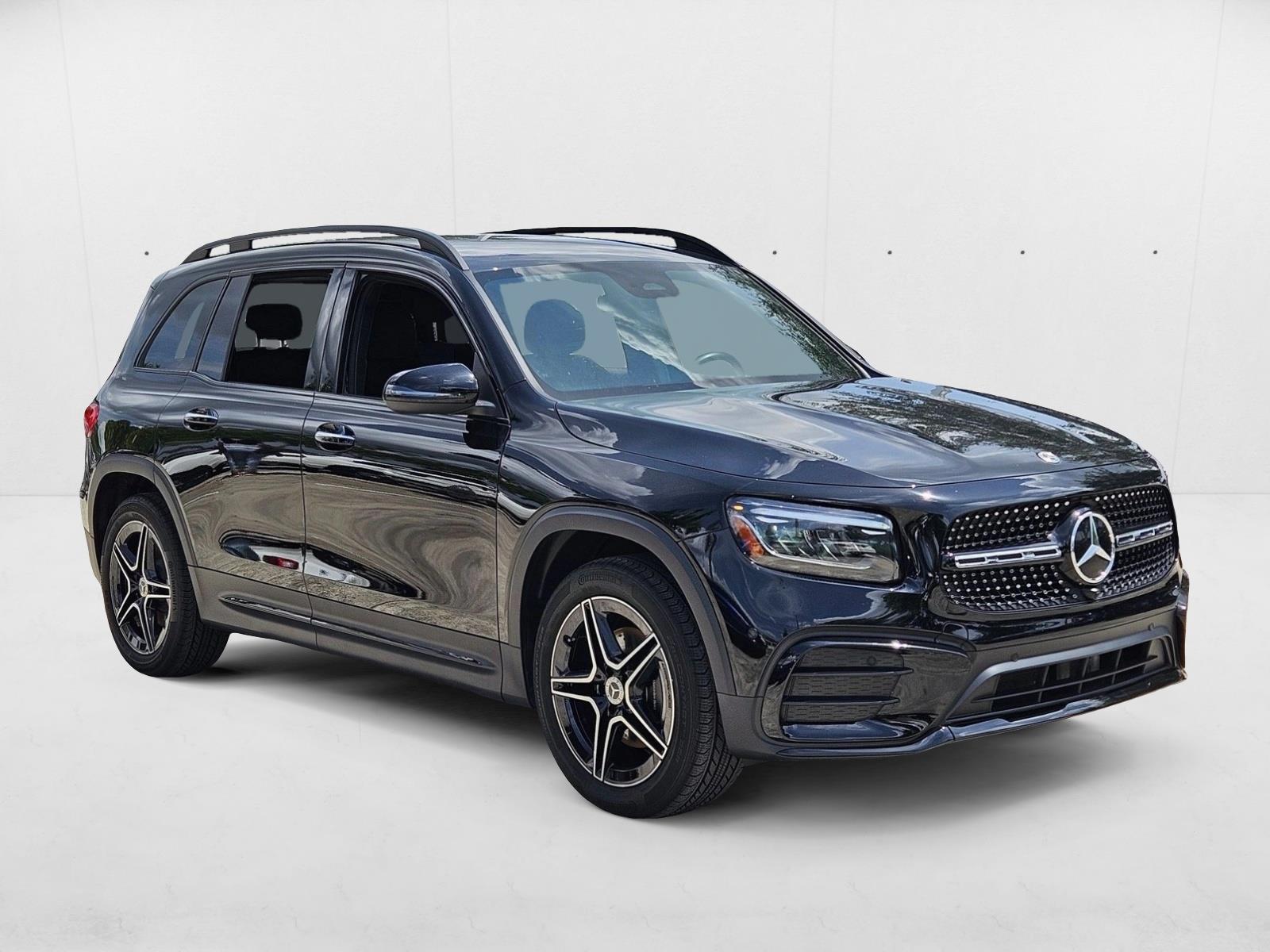 2025 Mercedes Benz GLB 250 photo 3