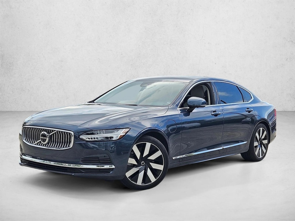 Used 2024 Volvo S90 Recharge Plug-In Hybrid T8 Ultimate Sedan