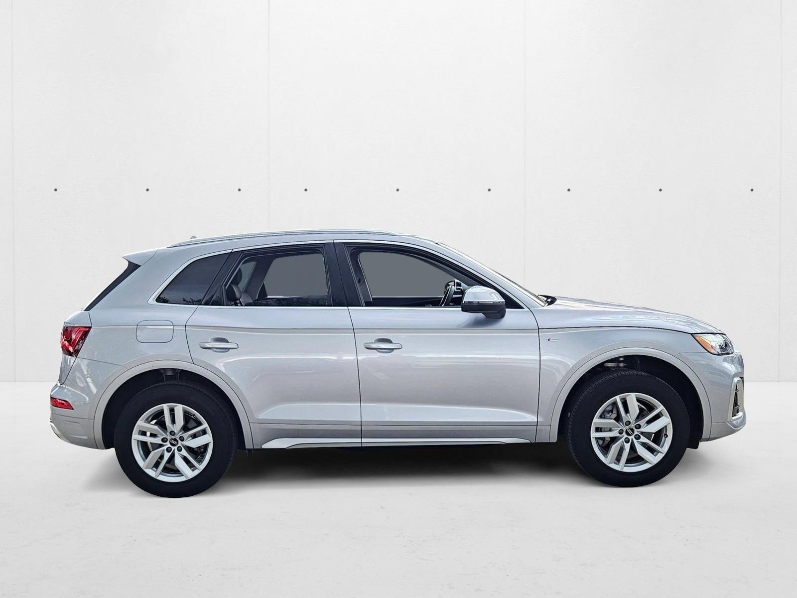 2023 Audi Q5 45 S line Premium photo 4