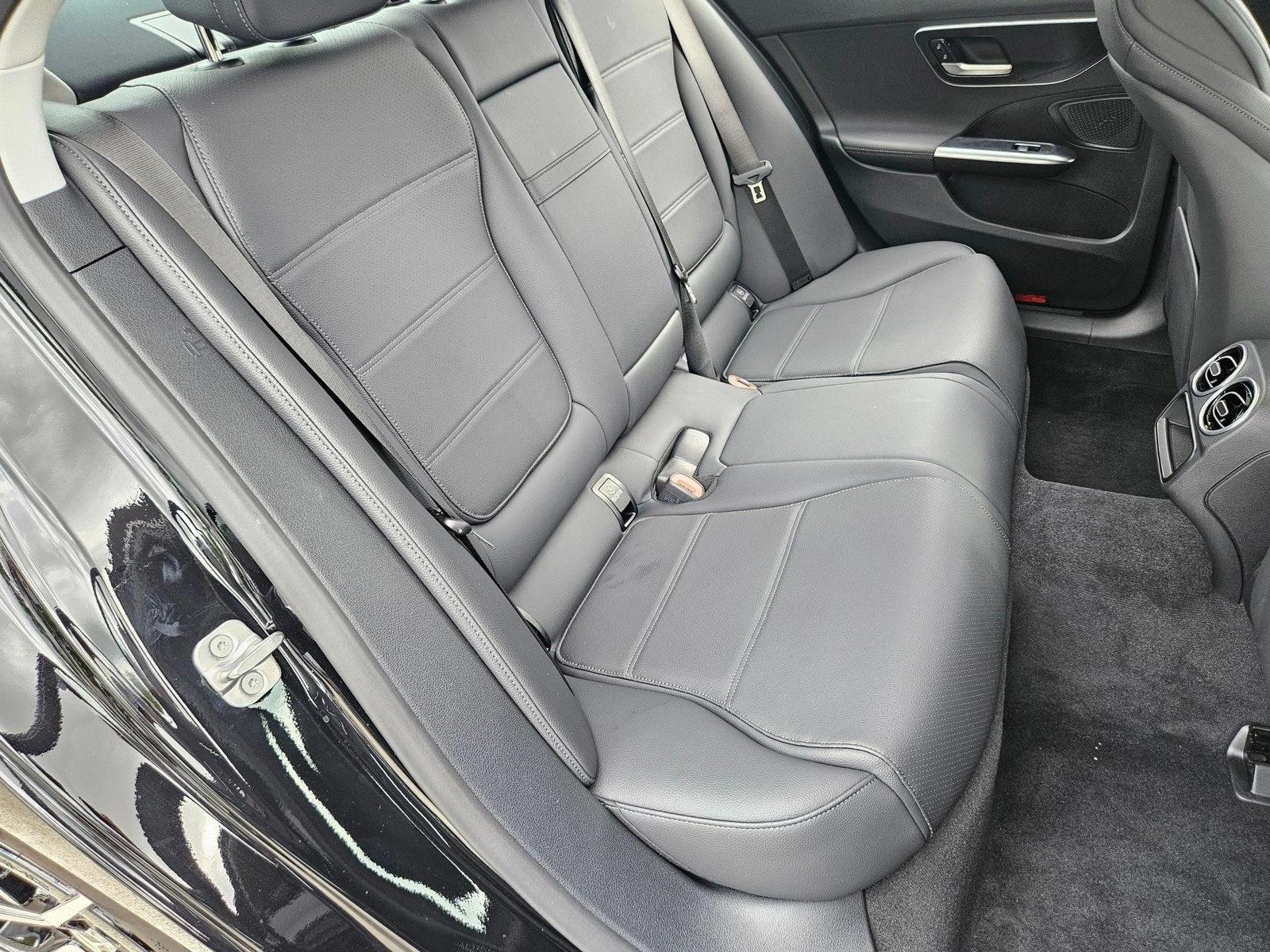 2026 Mercedes-Benz C-Class Sedan C 300 - Photo 18