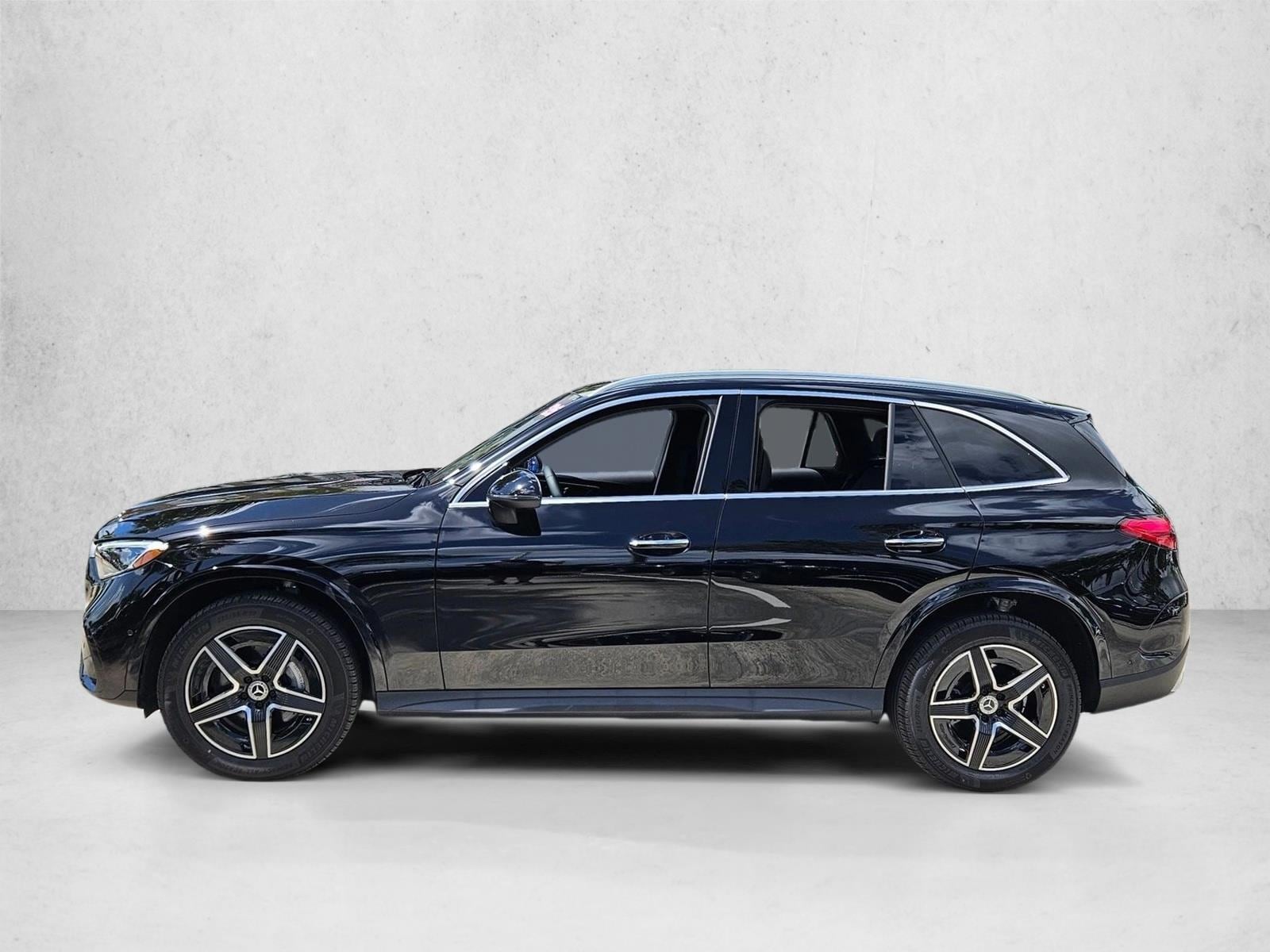 2026 Mercedes-Benz GLC Base - Photo 9