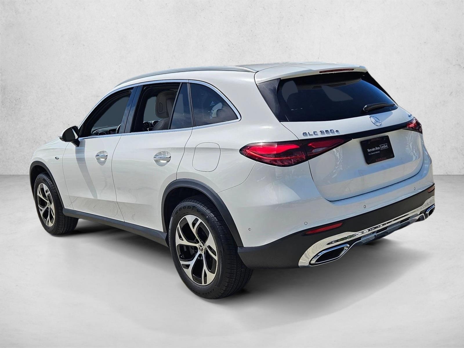 2025 Mercedes-Benz GLC Base - Photo 8