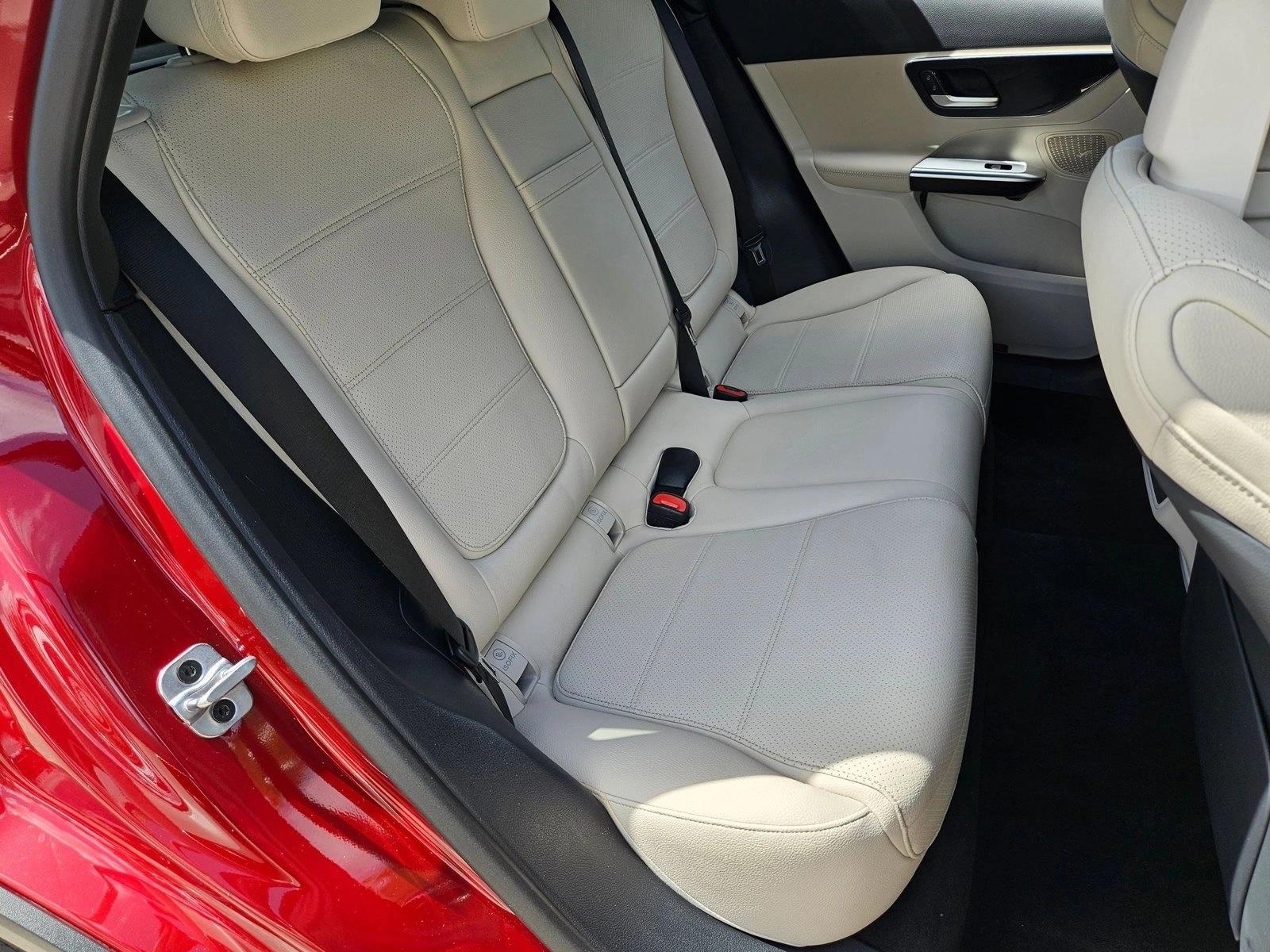 2026 Mercedes-Benz GLC Base - Photo 18