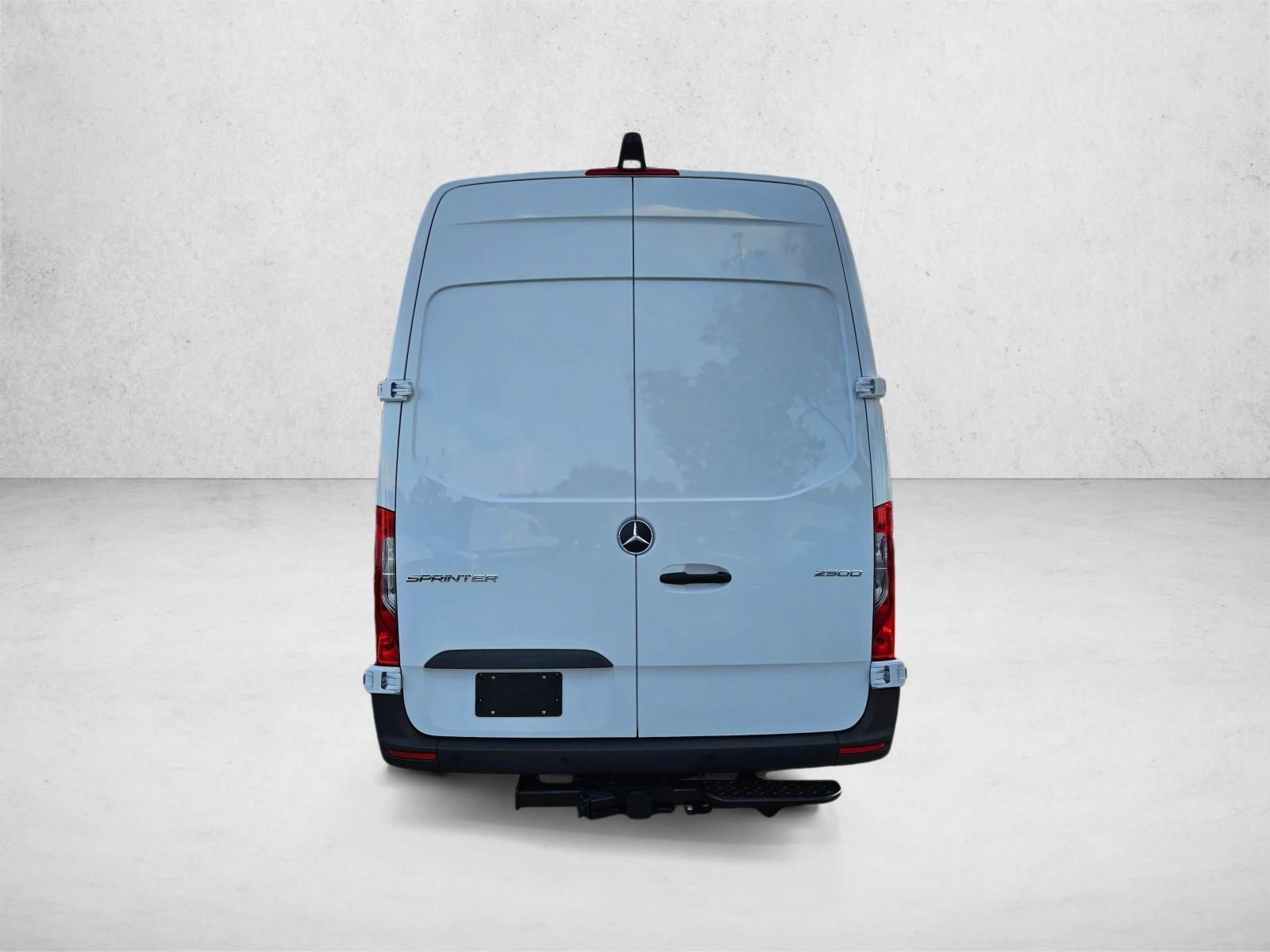 2026 Mercedes-Benz Sprinter Cargo Van Base - Photo 8