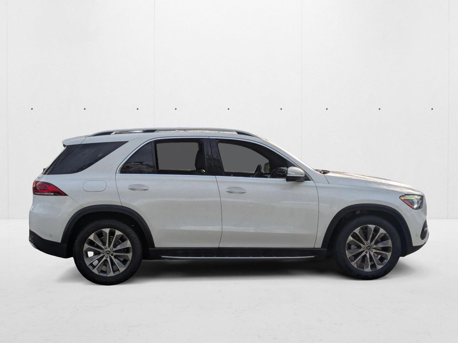 2022 Mercedes Benz GLE 350 4MATIC photo 4