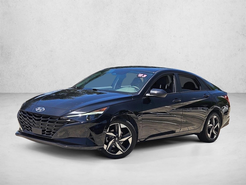 Used 2023 Hyundai Elantra SEL Sedan