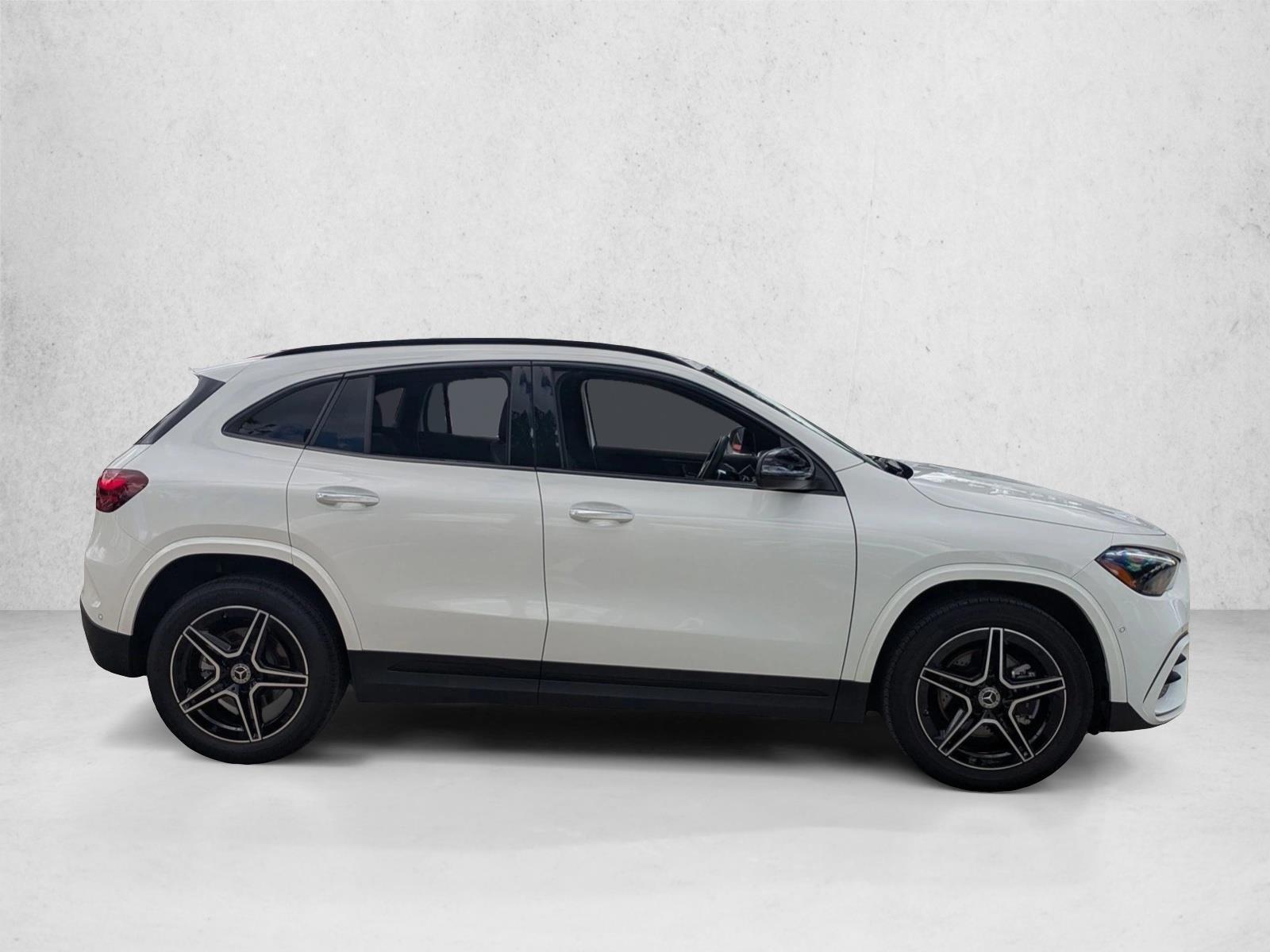 2025 Mercedes Benz GLA 250 photo 4