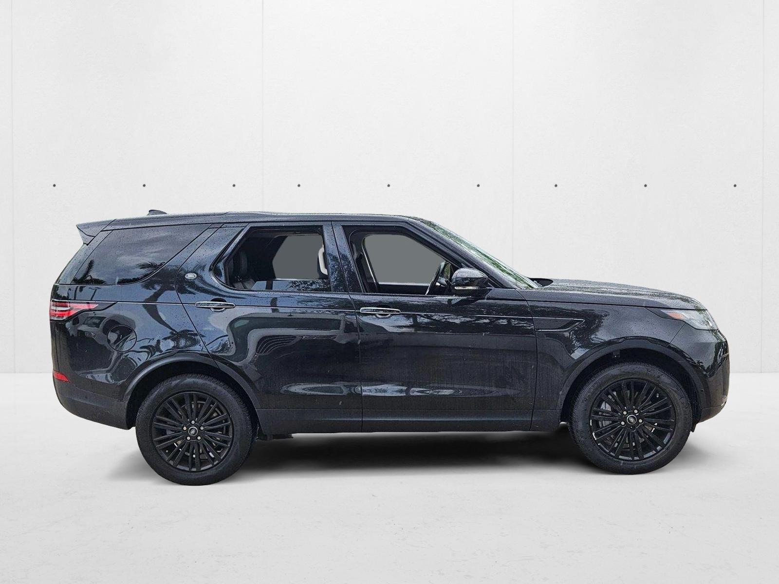 2020 Land Rover Discovery HSE Luxury photo 4