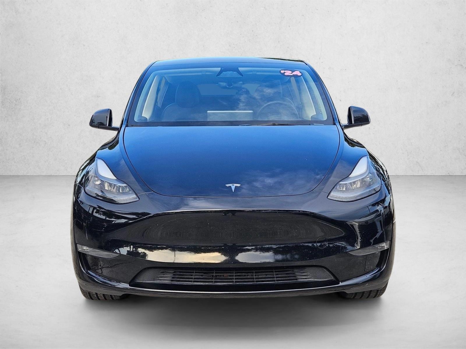 Used 2024 Tesla Model Y Long Range with VIN 7SAYGDEE6RA286364 for sale in Pembroke Pines, FL
