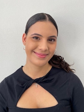 Staff member Melonie Leal from ID_f438c954b2d3