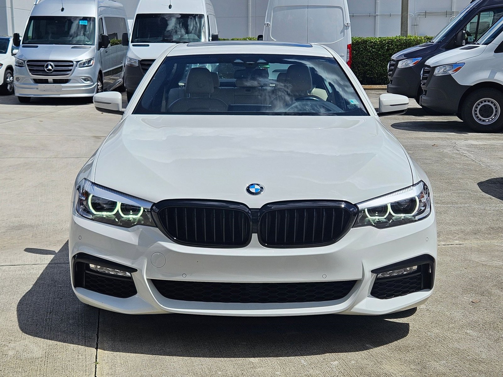 2018 Bmw 540i Sedan photo 2