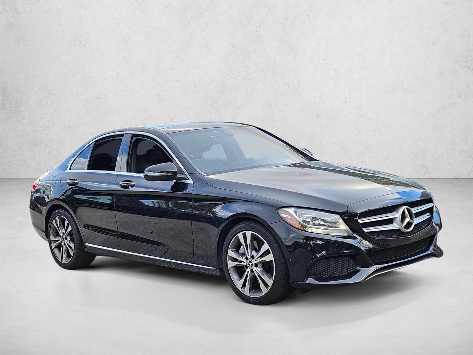 2018 Mercedes Benz C 300 Sedan photo 2