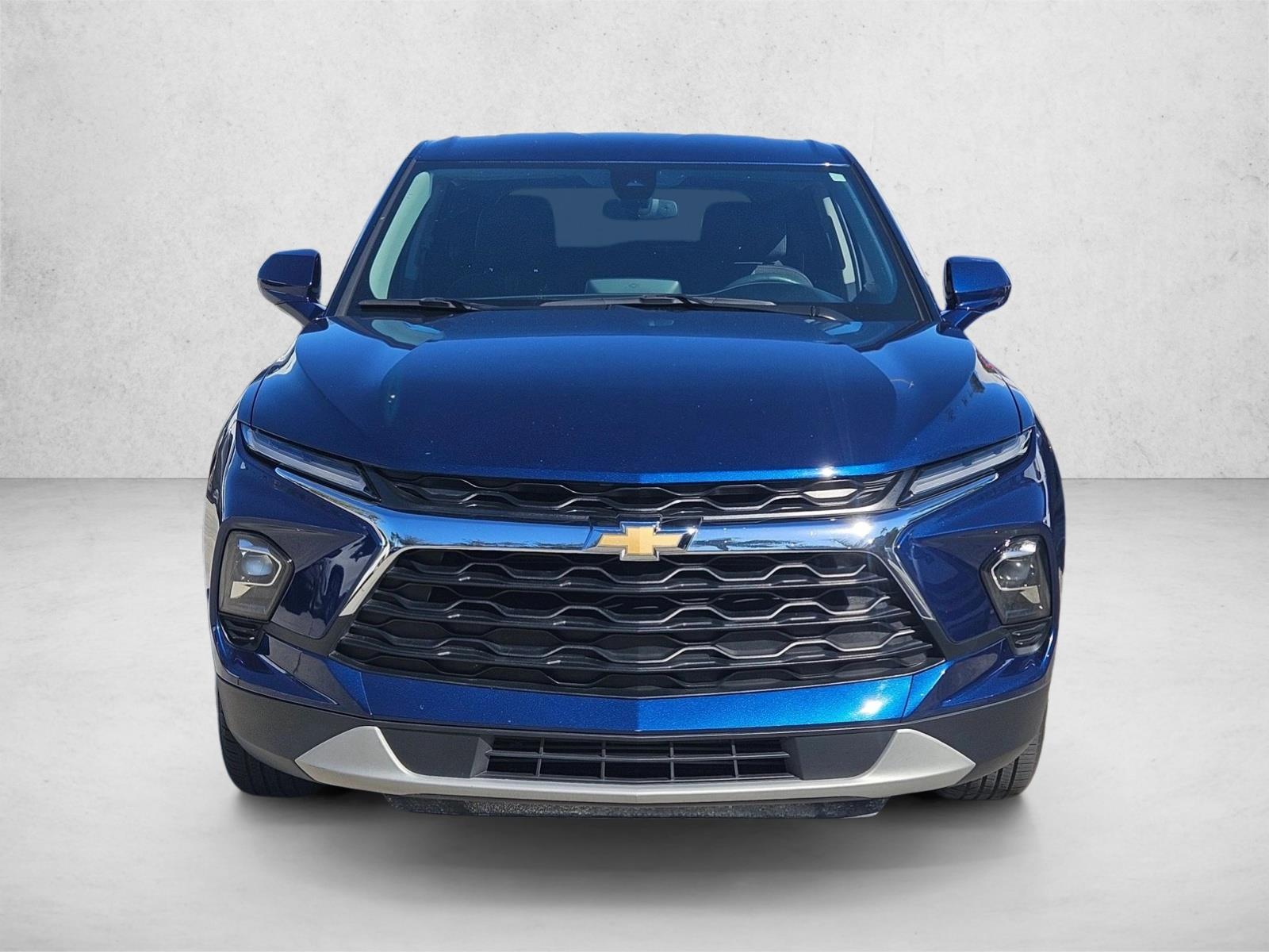 2023 Chevrolet Blazer 2LT photo 2