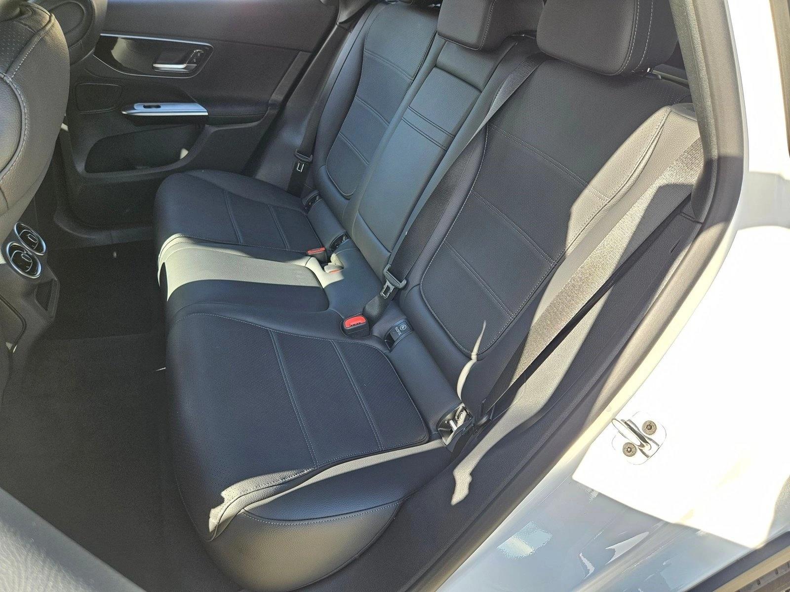 2026 Mercedes-Benz GLC Base - Photo 18