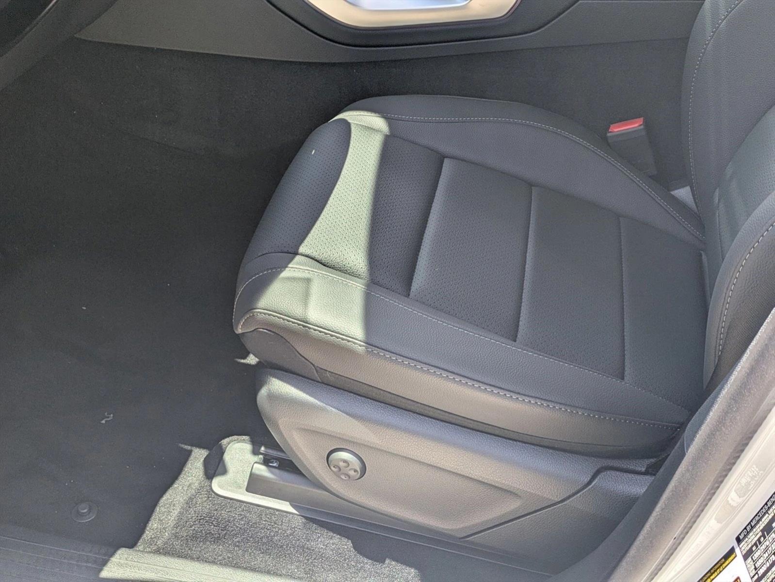 2026 Mercedes Benz GLE 350 photo 3