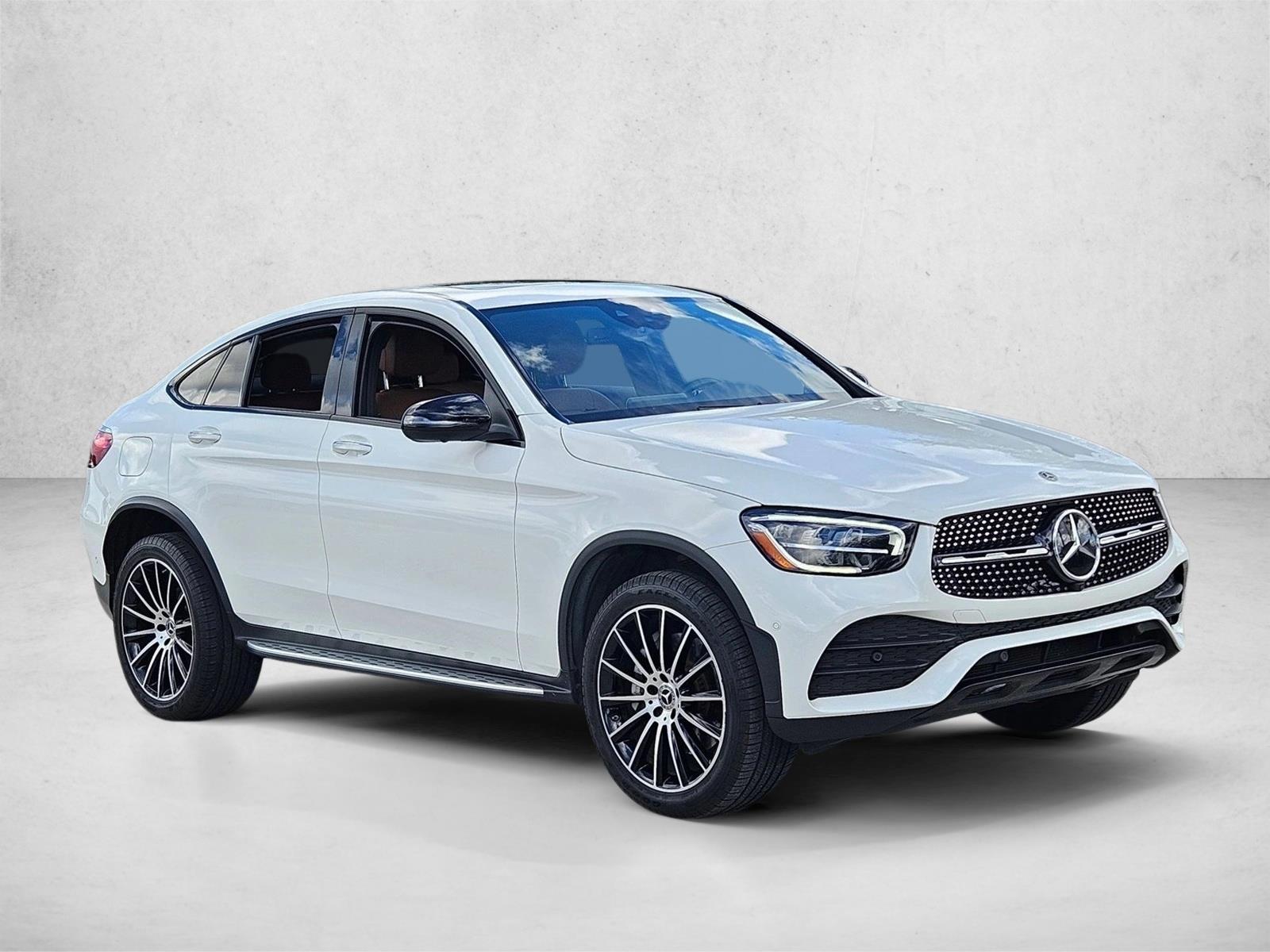 2022 Mercedes Benz GLC 300 4MATIC Coupe photo 3