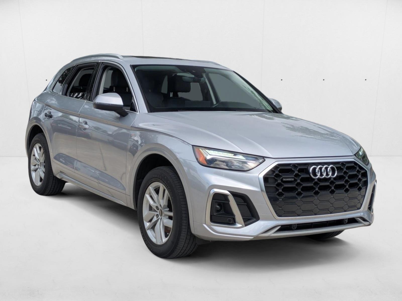 2023 Audi Q5 45 S line Premium photo 2
