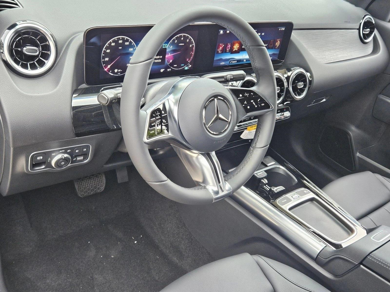 2026 Mercedes Benz GLA 250 photo 3