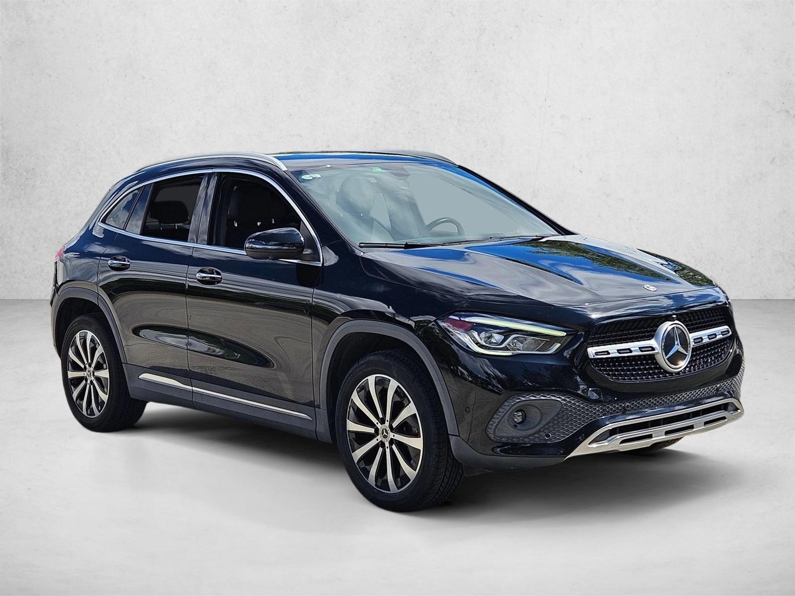 2022 Mercedes Benz GLA 250 photo 2