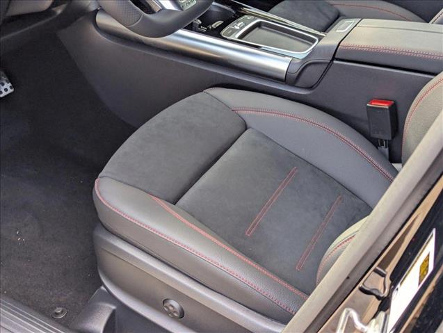 2025 Mercedes Benz GLA AMG 35 4MATIC photo 4