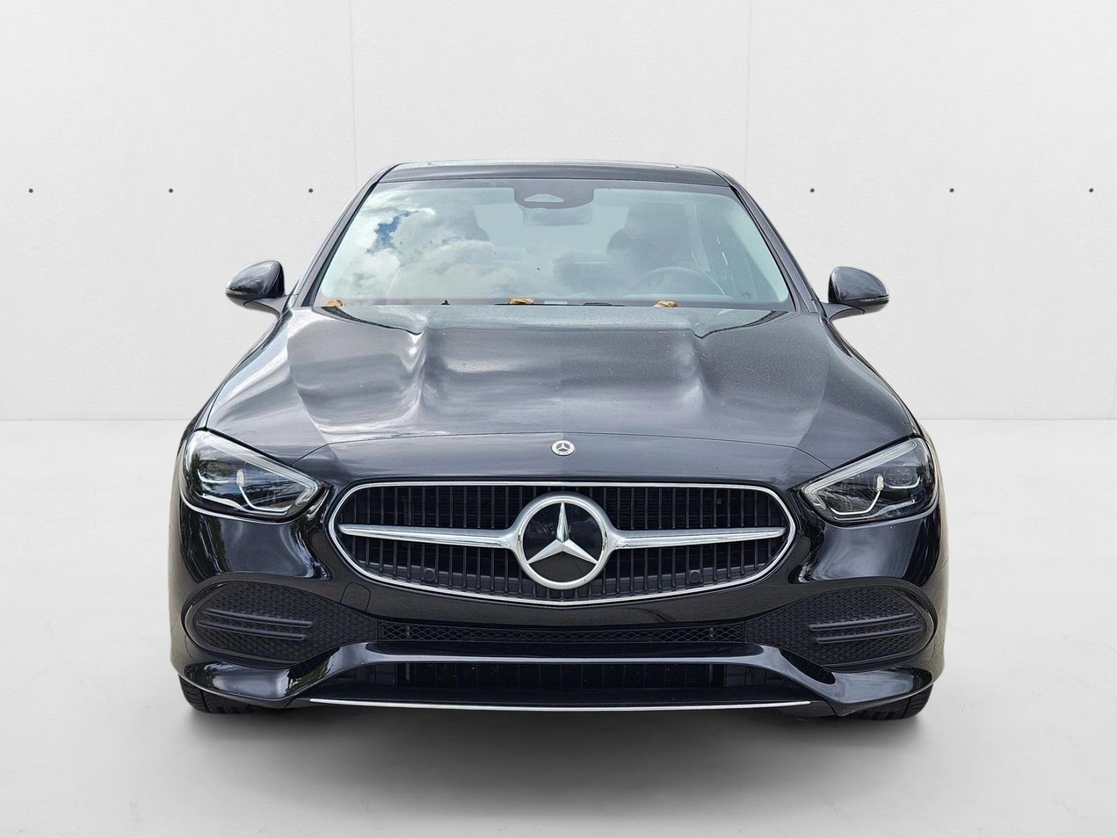 2022 Mercedes Benz C 300 Sedan photo 2