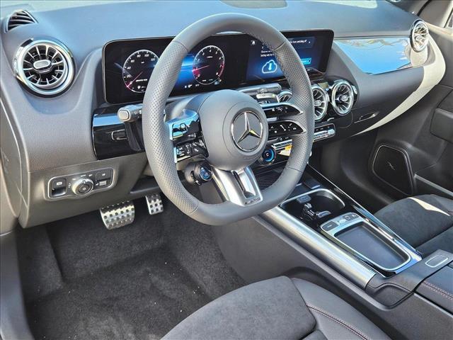 2025 Mercedes Benz GLA AMG 35 4MATIC photo 3