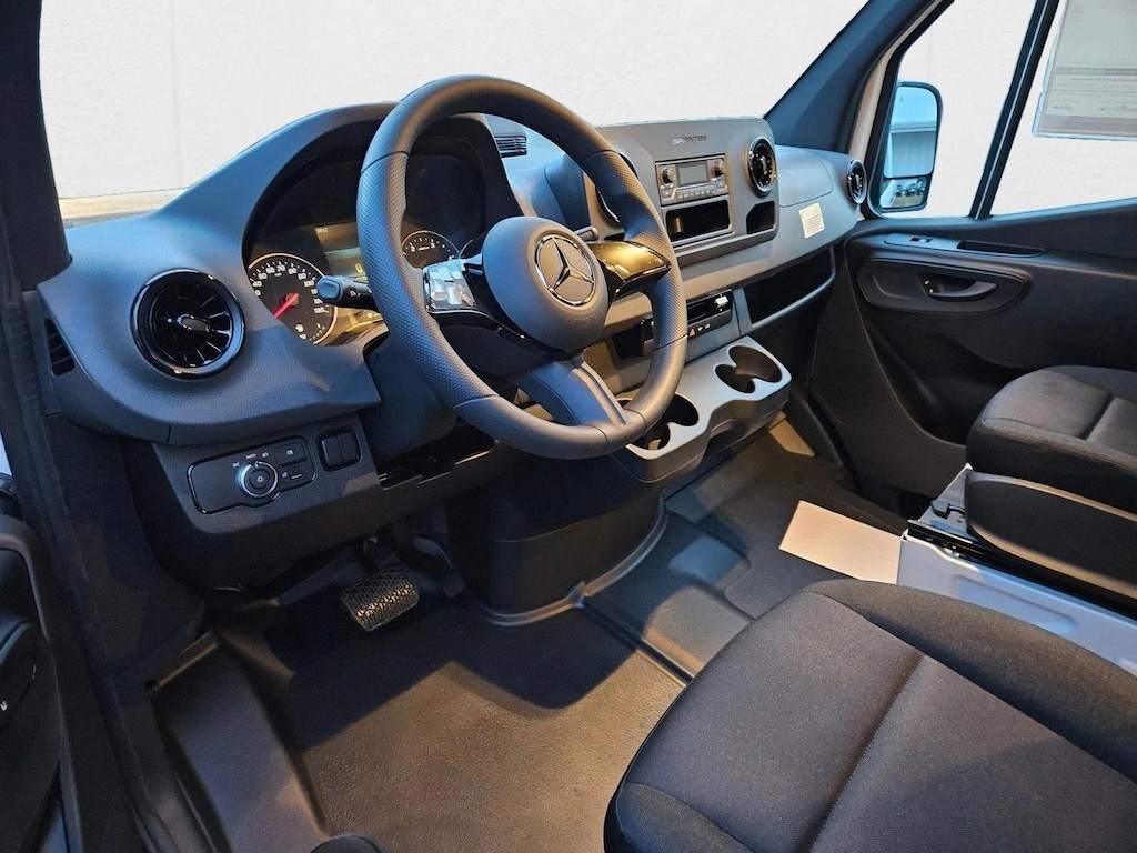 New 2025 Mercedes-Benz Sprinter Cargo Van 2500 Standard Roof I4 Diesel 144" RWD Van Cargo Van
