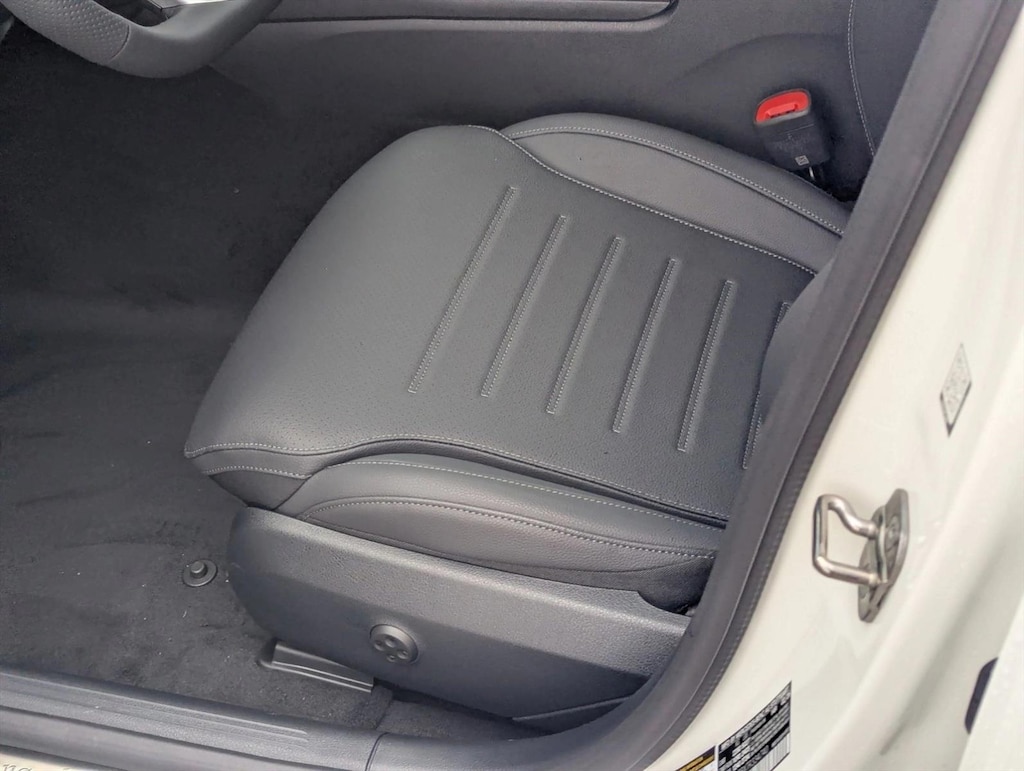 New 2026 Mercedes-Benz C-Class C 300 Sedan Sedan