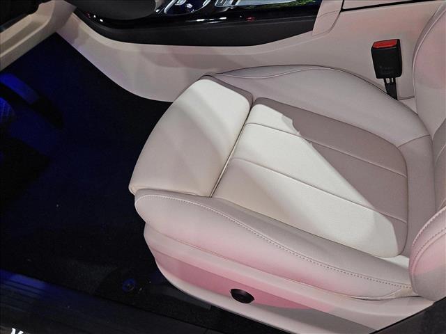 2025 Mercedes Benz CLA 250 photo 4