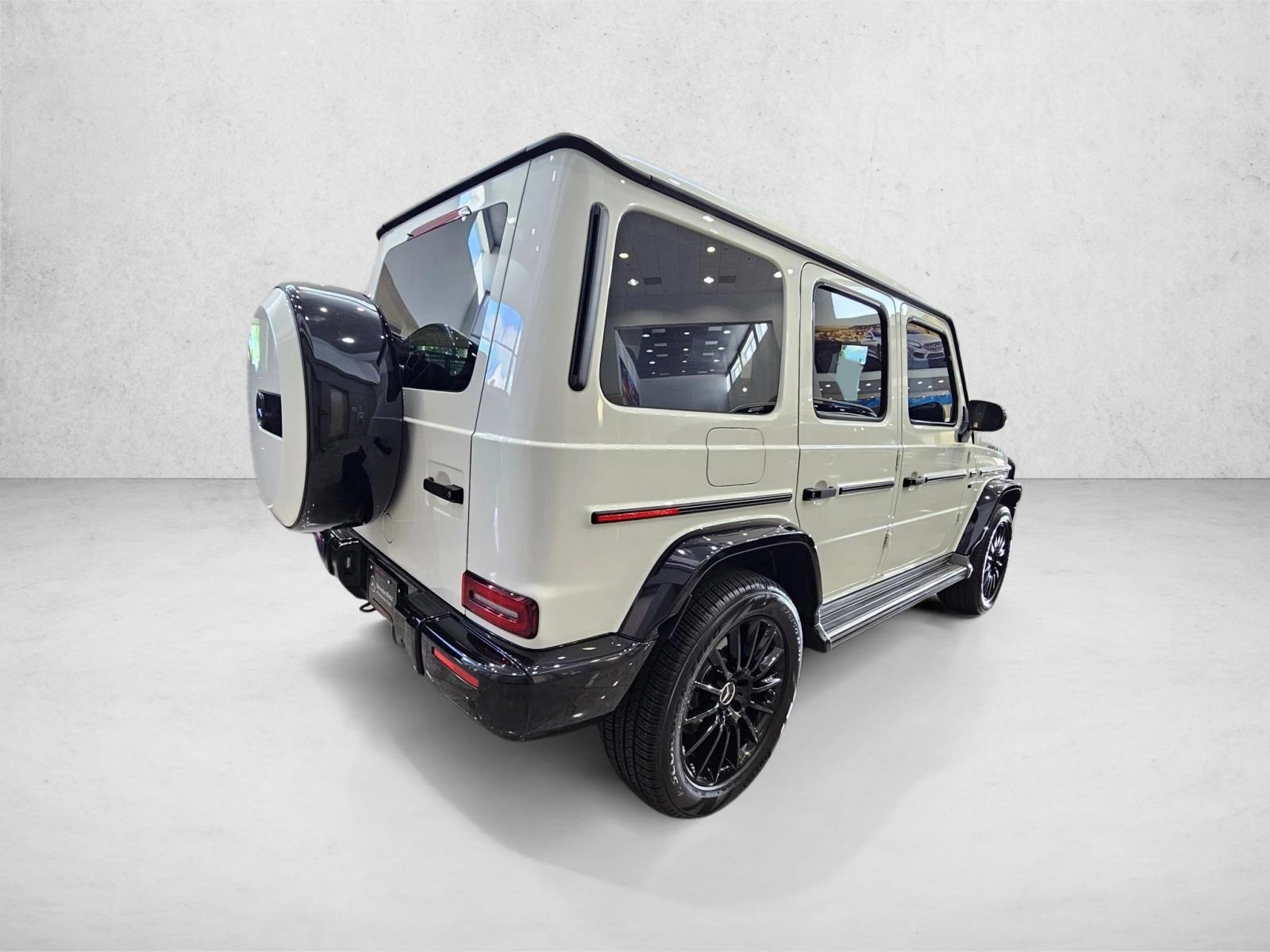 2023 Mercedes Benz G 550 photo 4