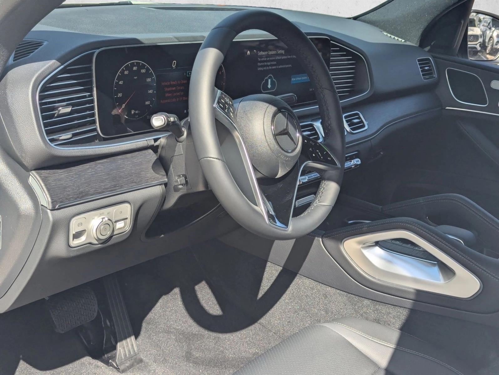 2026 Mercedes Benz GLE 450 4MATIC photo 2