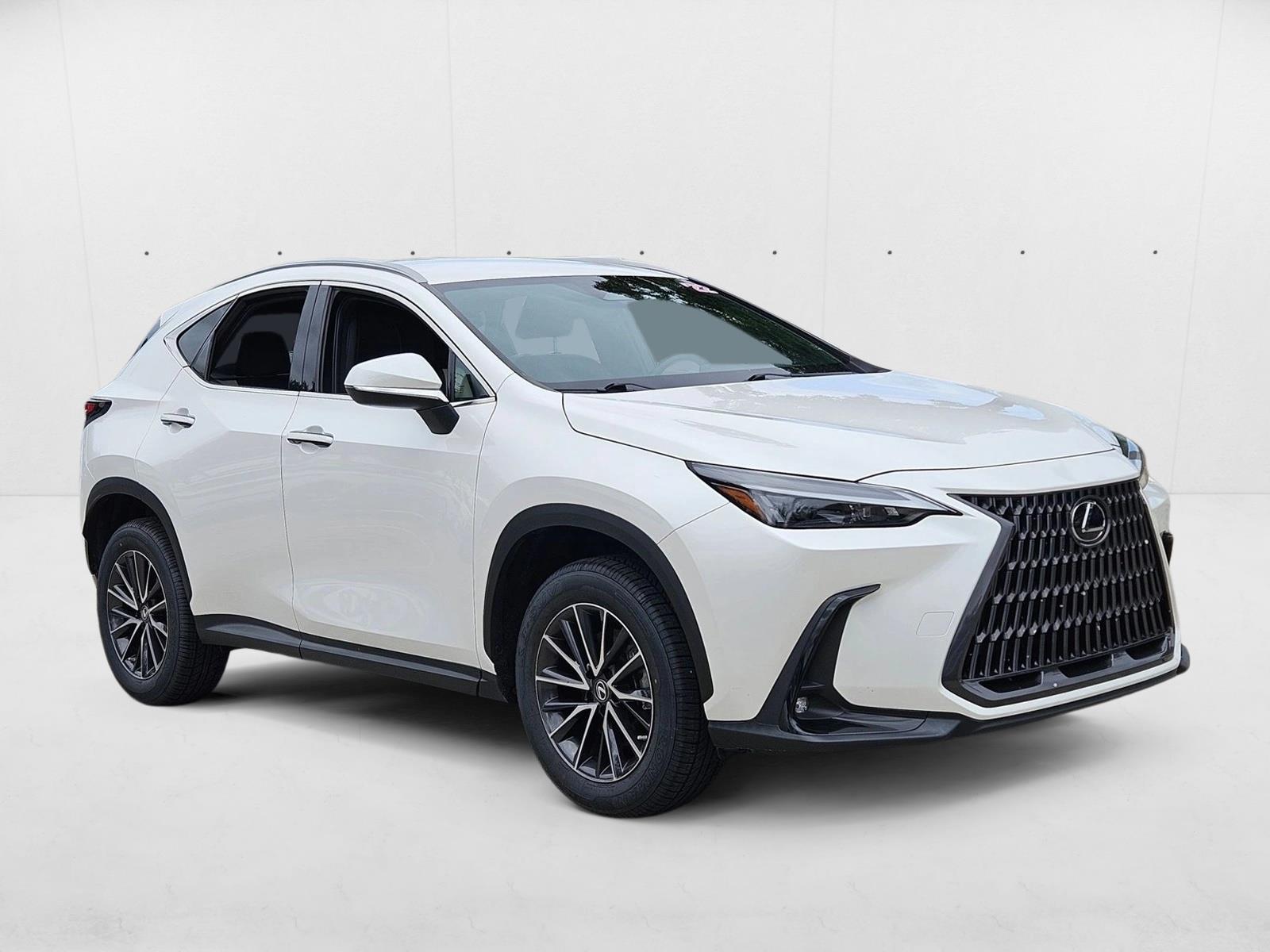 2022 Lexus NX 250 photo 2
