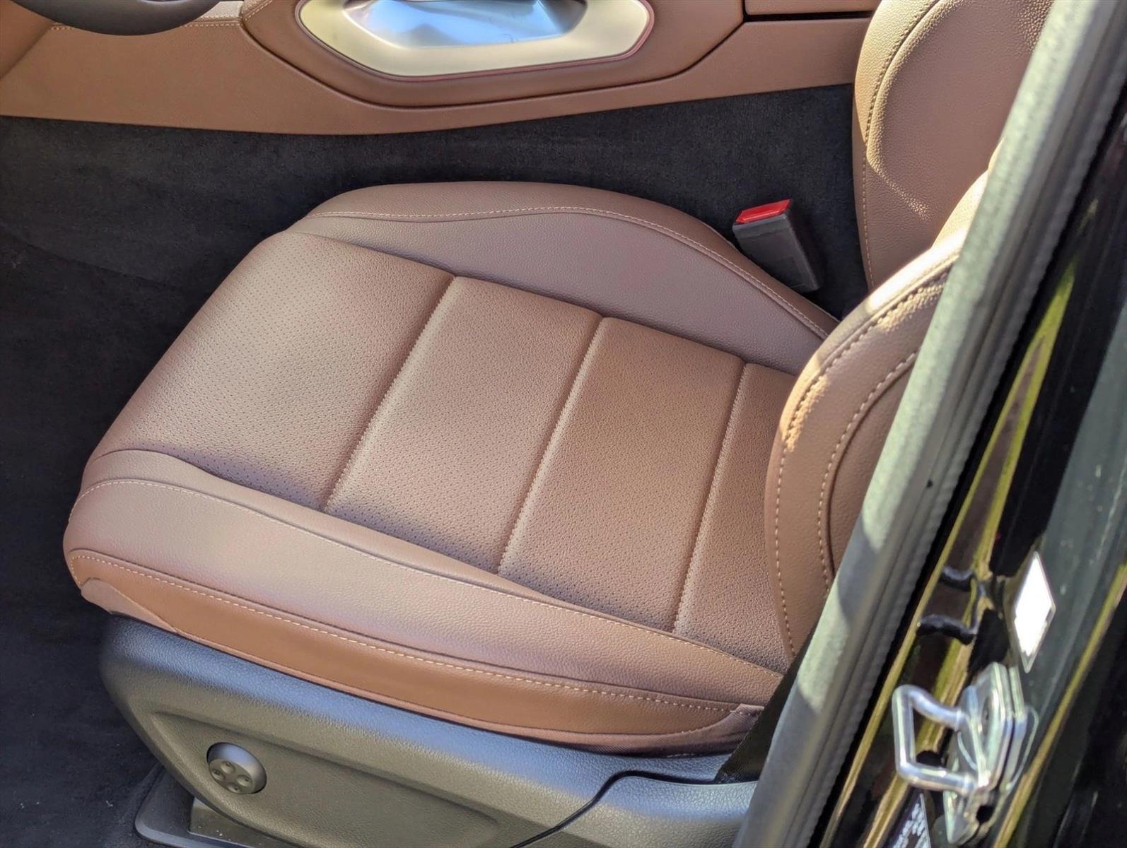 2026 Mercedes Benz GLE 450 4MATIC photo 4