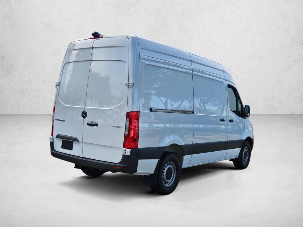 New 2026 Mercedes-Benz Sprinter Cargo Van 2500 Standard Roof I4 Diesel 144" RWD Van Cargo Van