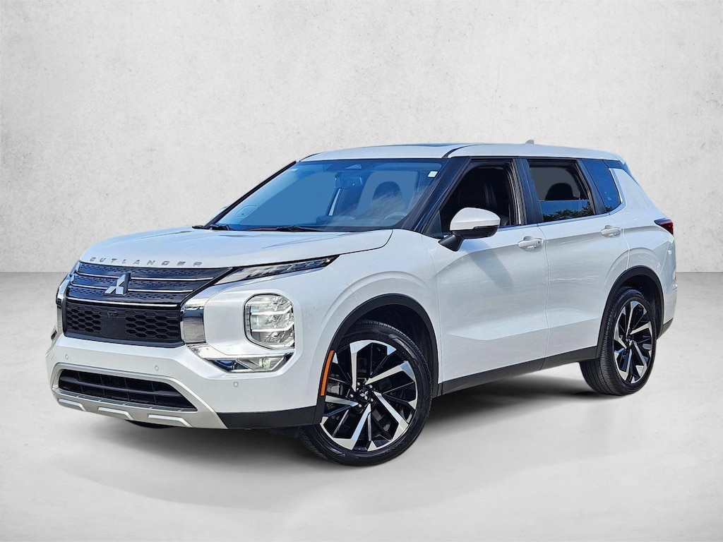 Used 2023 Mitsubishi Outlander SE Special Edition SUV