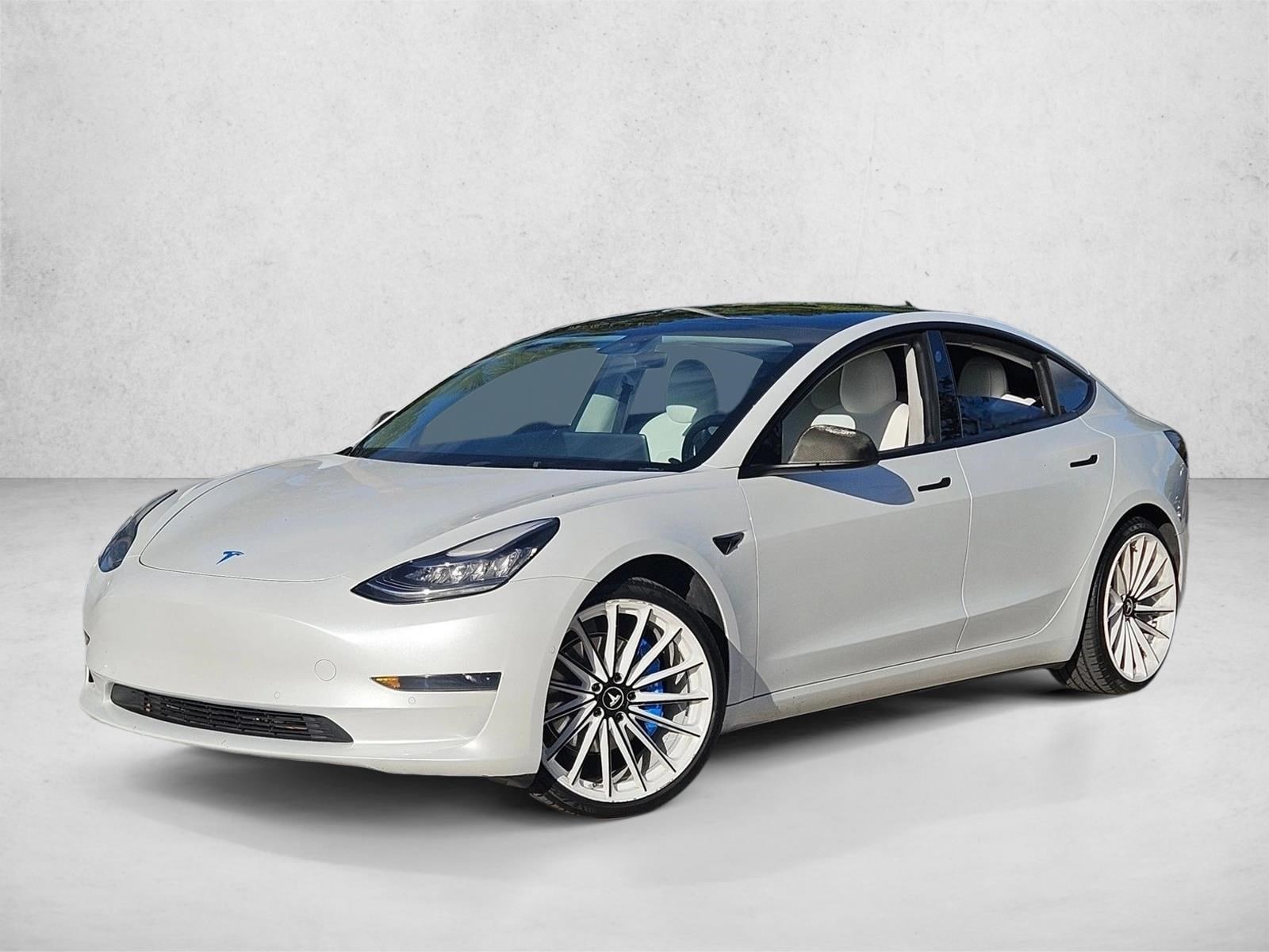 2021 Tesla Model 3 Base's photo