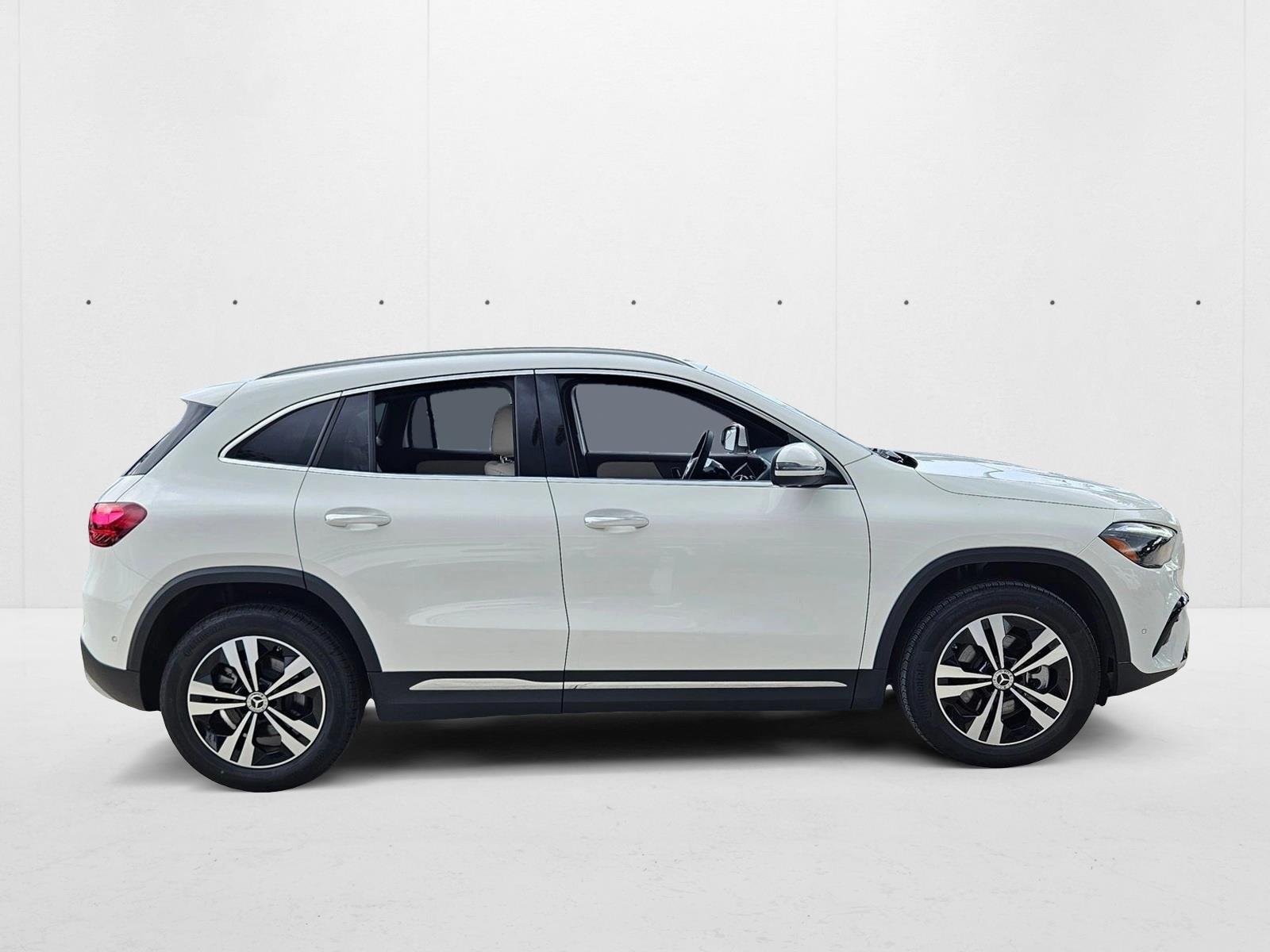 2025 Mercedes Benz GLA 250 photo 4