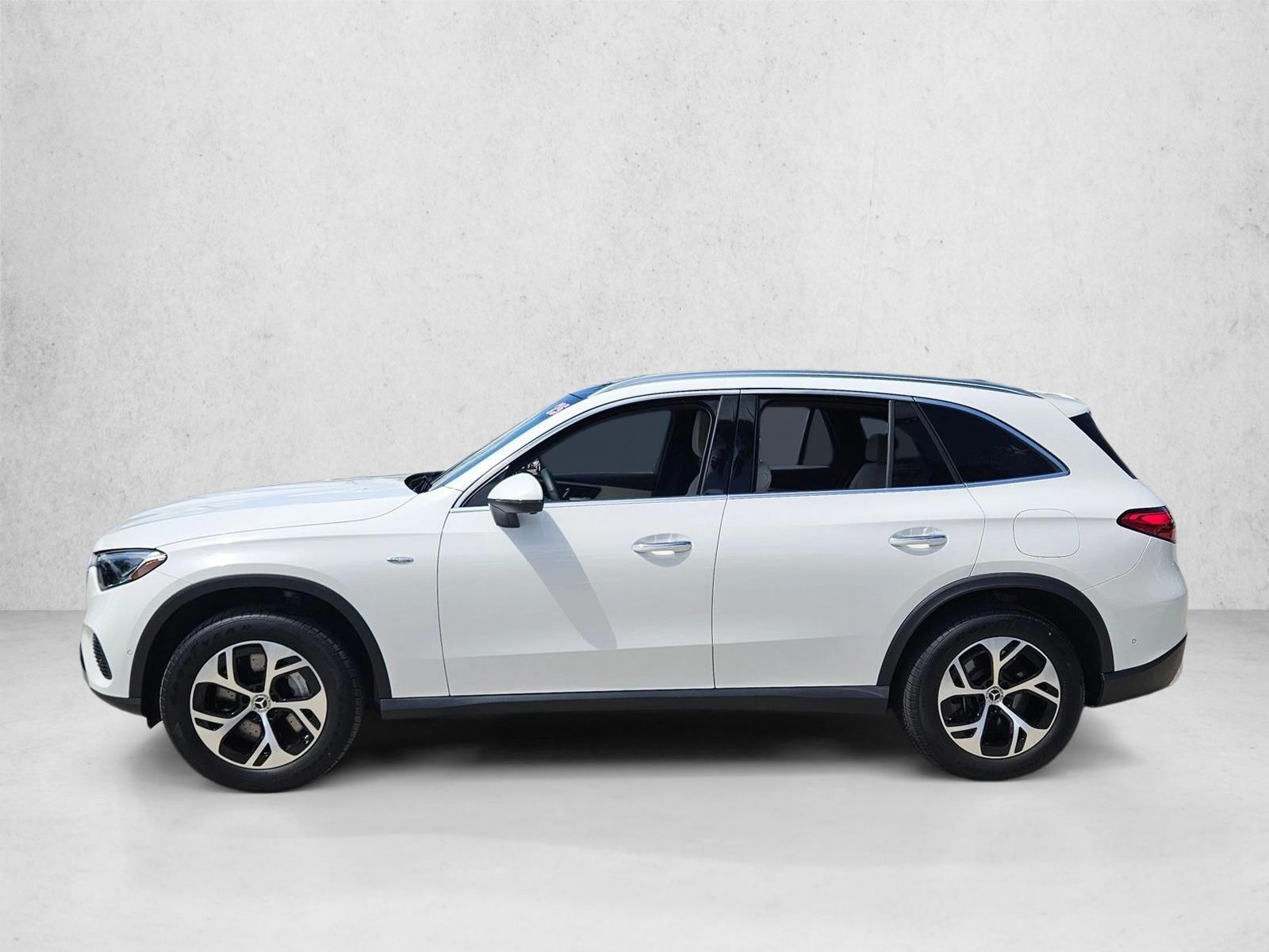 2025 Mercedes-Benz GLC Base - Photo 9