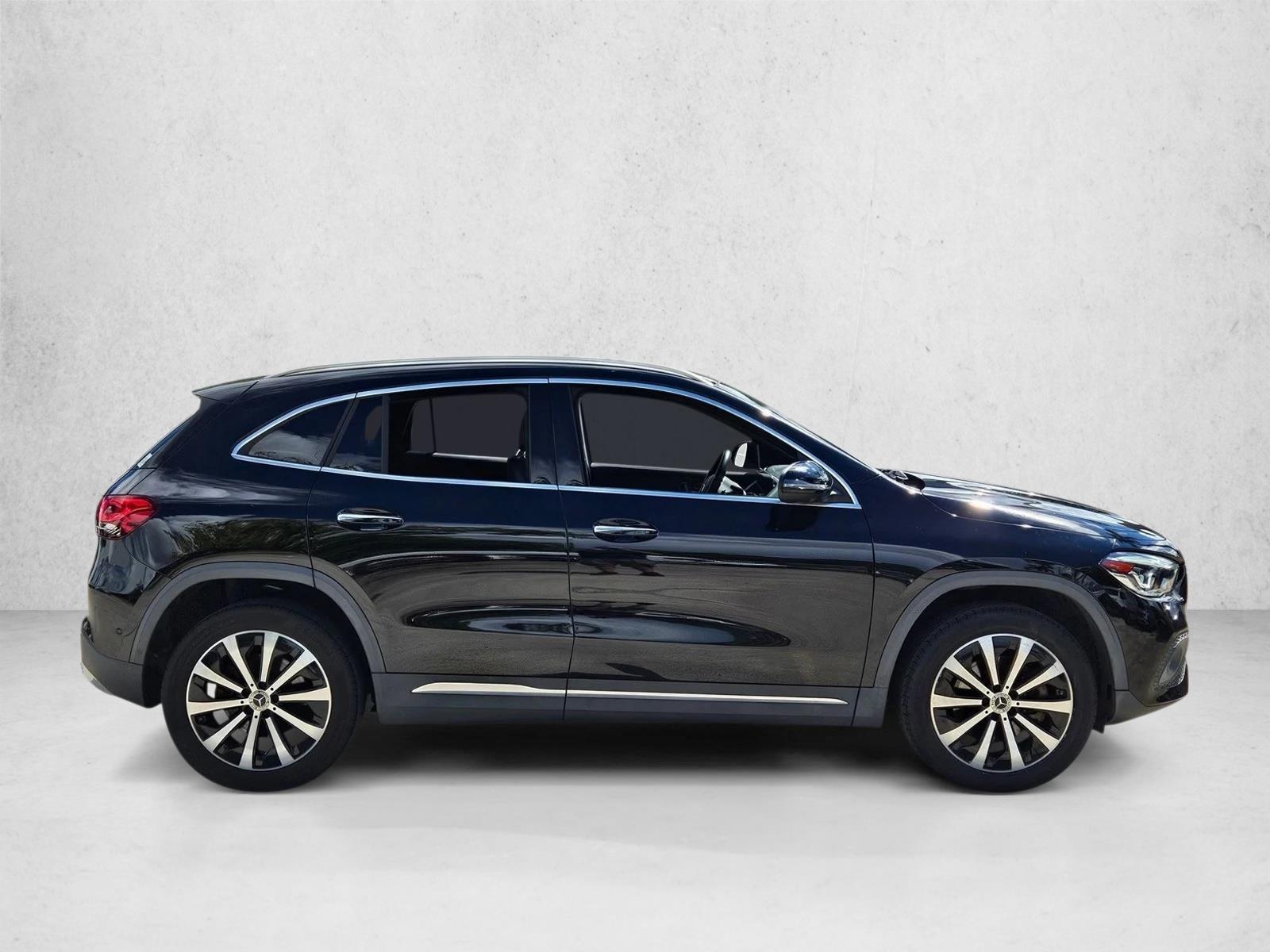 2022 Mercedes Benz GLA 250 photo 3